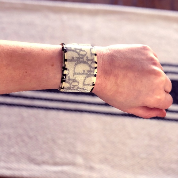 Dior Jewelry - Dior Slap Bracelet
